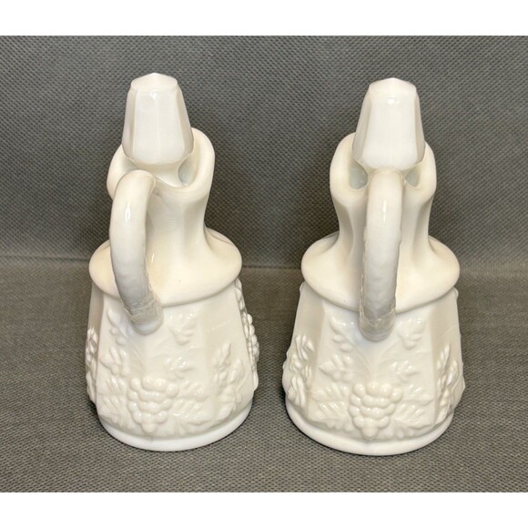 Vintage Cruets W/Stoppers Westmorland Milk Glass Paneled Grapes Oil & Vinegar - Picture 4 of 10